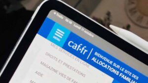 caf-pour-lutter-contre-les-fraudes-les-deplacements-des-allocataires-seront-espionnes-par-le-gouvernement